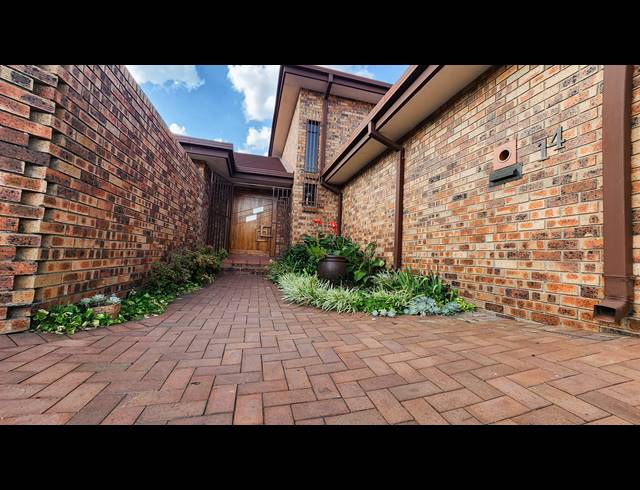 3 BEDROOM HOUSE FOR SALE IN SASOLBURG EXT 4